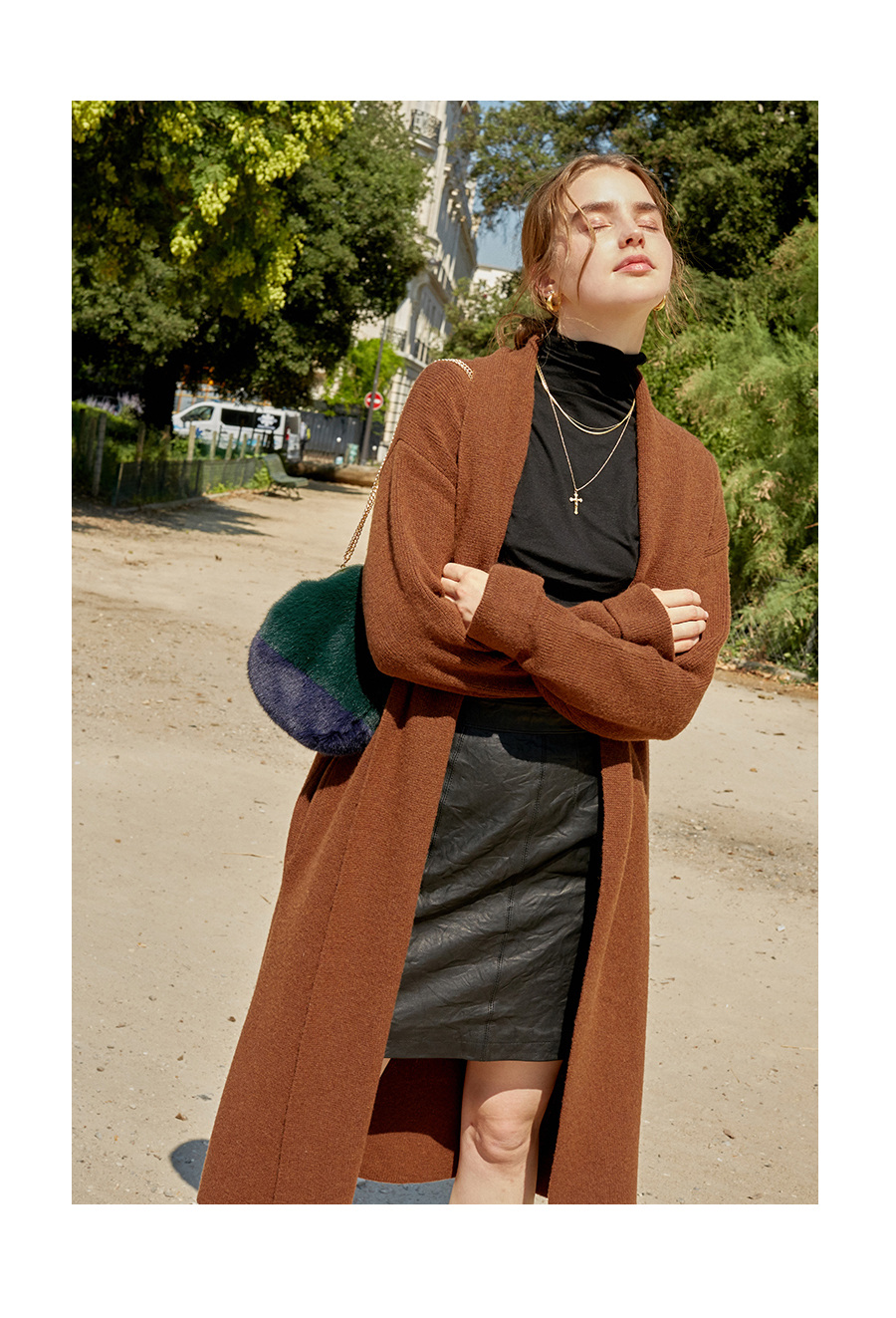 레이브(RAIVE) Fake fur bag (Green)_VX8AG0890