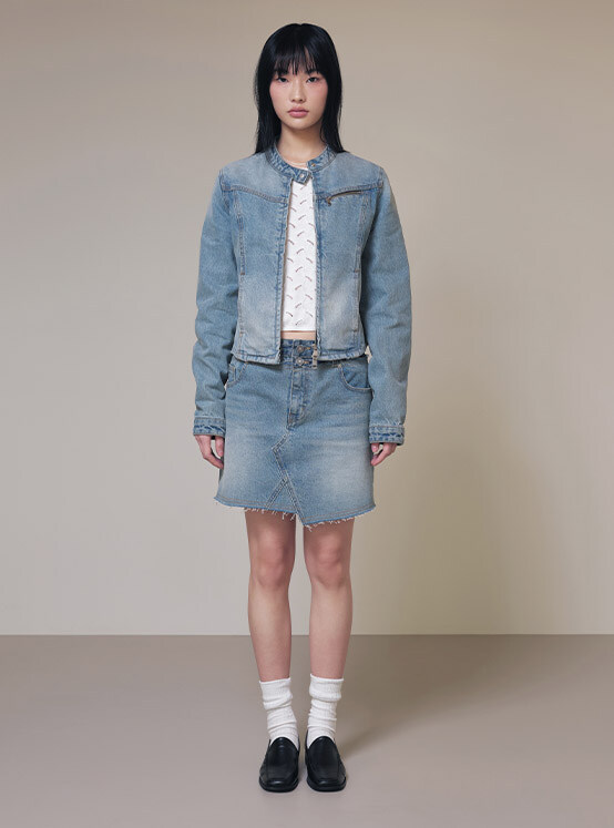 [2/29 예약배송] Unbalance Denim Mini Skirt in Blue VJ4SS131-22