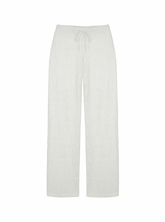Lace Knit Pants in White VK4ML266-01