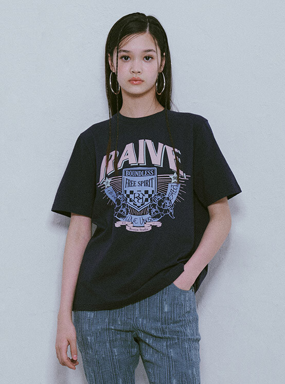 RAIVE Graphic T-shirt in Navy VW4ME059-23