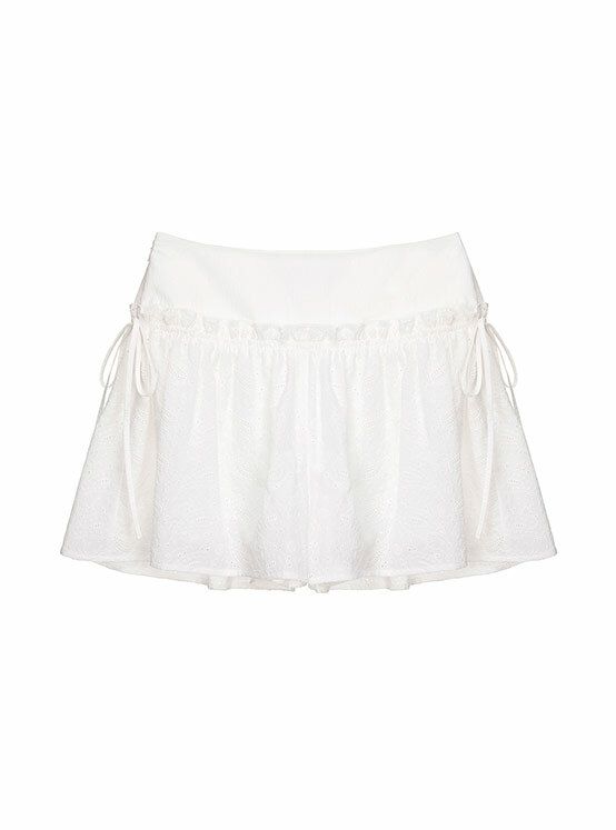 Lace Ribbon Short Pants in White VW4ML237-01