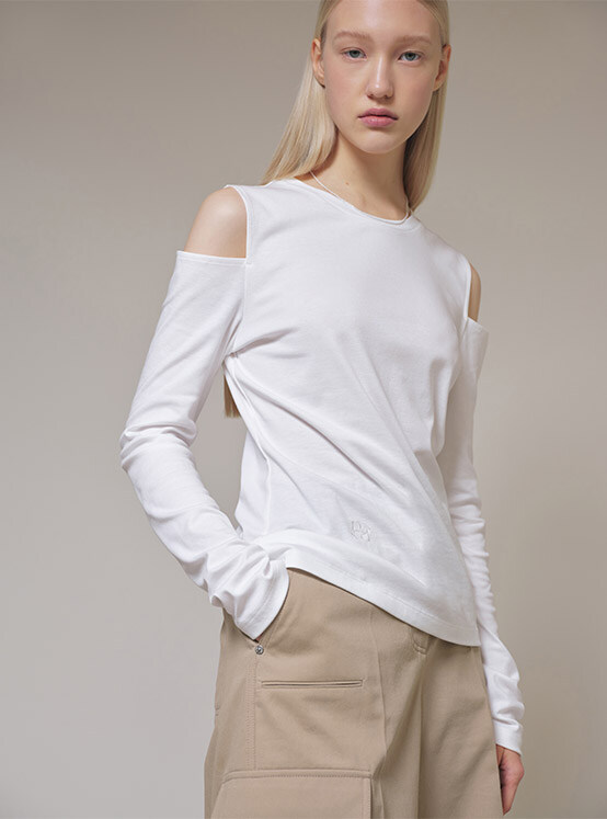 Open Cut-out T-shirt in White VW4SE021-01